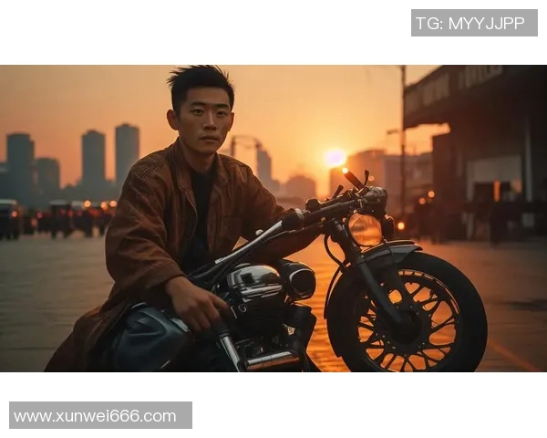 足球球星帅气背影展现迷人风采完美瞬间捕捉魅力全开